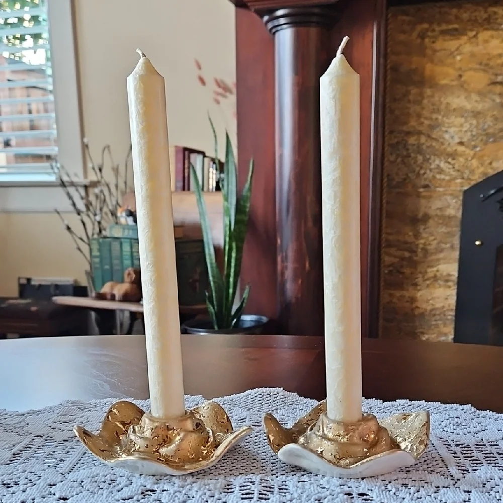 Gorgeous 1940s 22K Gold Rose Shaped 
